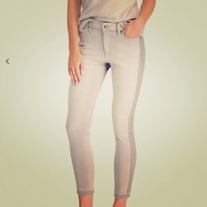 Ralph Lauren Skinny Cropped jeans Raw edge hem
